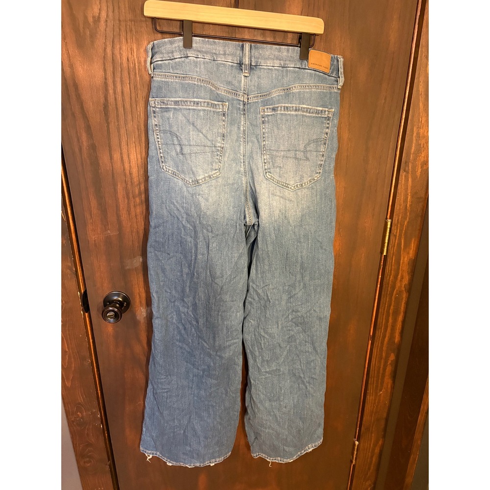 American Eagle Curvy Super High Rise Baggy Wide Leg Distressed Jeans Blue 12L - Picture 2 of 4
